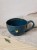 Morska filiżanka ceramiczna 300 ml handmade stojąca na stole